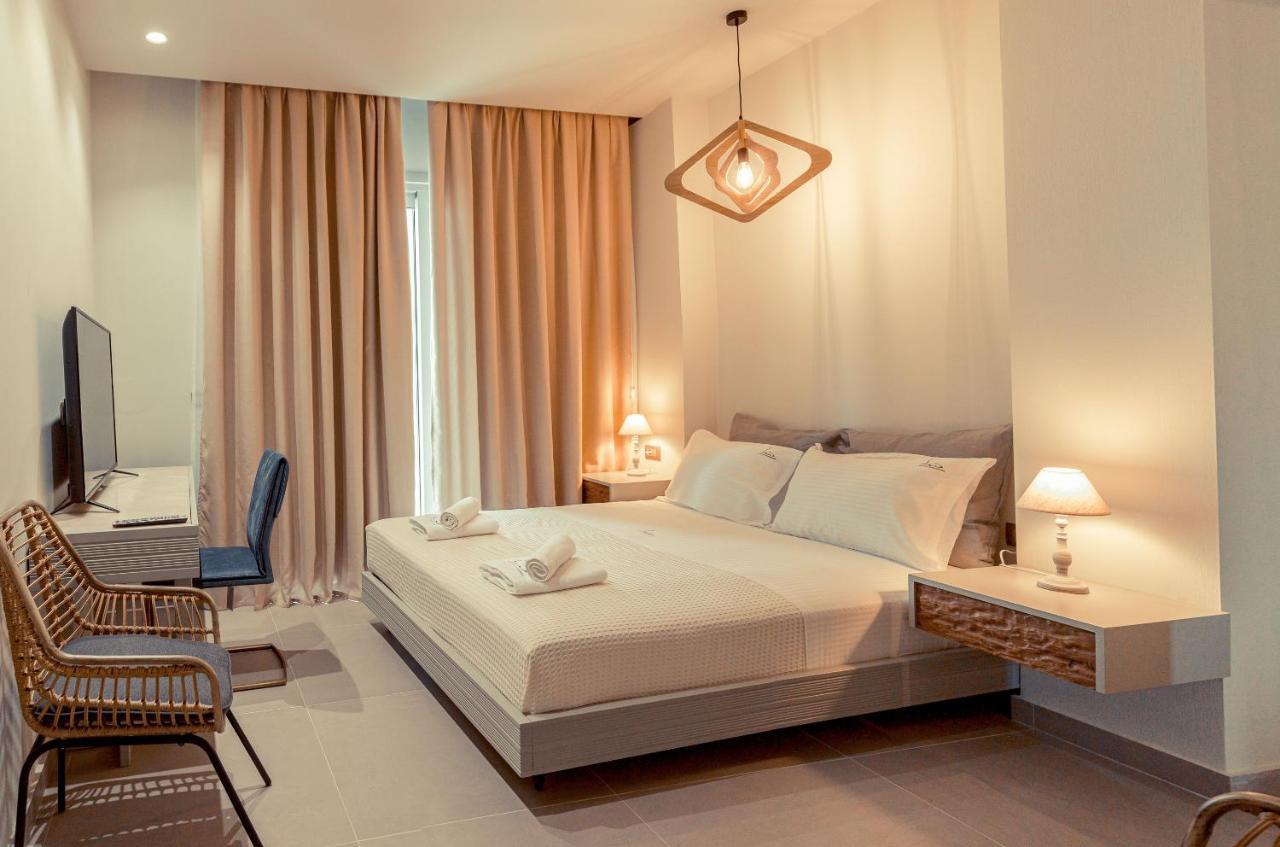 Io Luxury Pool & Hot Tub Suites Preweza Zewnętrze zdjęcie