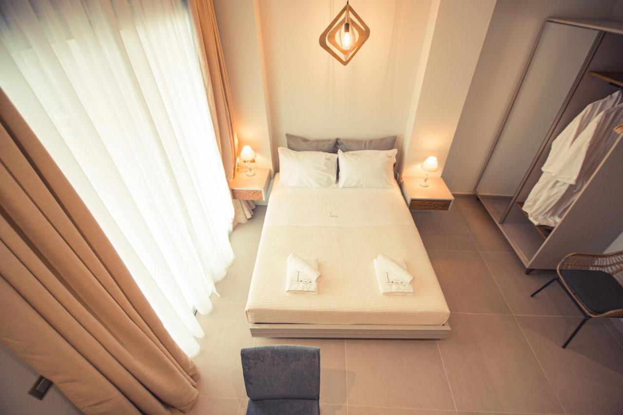 Io Luxury Pool & Hot Tub Suites Preweza Zewnętrze zdjęcie