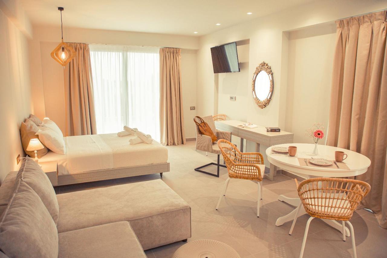 Io Luxury Pool & Hot Tub Suites Preweza Zewnętrze zdjęcie